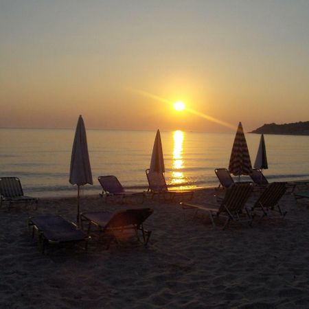 Monte Caputo Holiday House Аликес Екстериор снимка