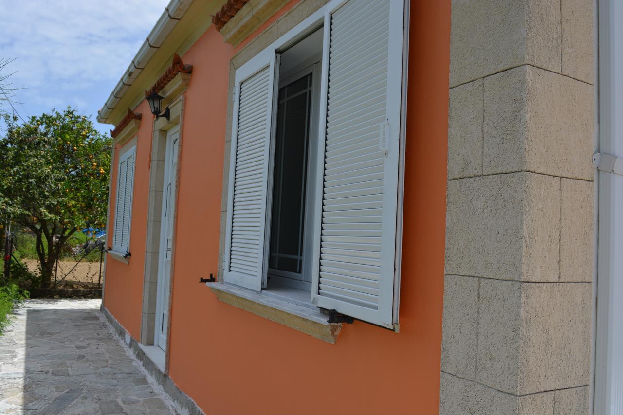 Monte Caputo Holiday House Аликес Екстериор снимка