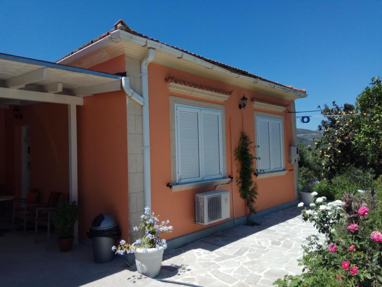 Monte Caputo Holiday House Аликес Екстериор снимка